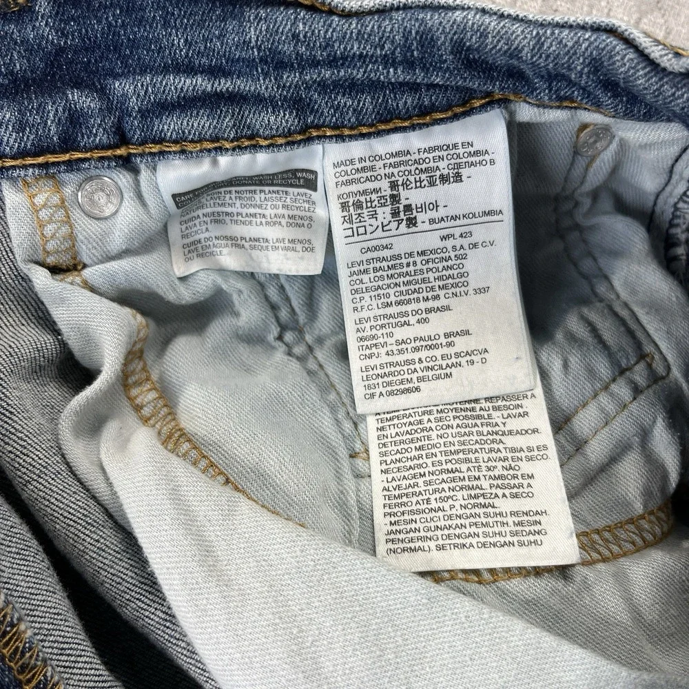 Levi's 505 Men's (34X31) straight leg, relaxed, fit medium wash blue jeans pants